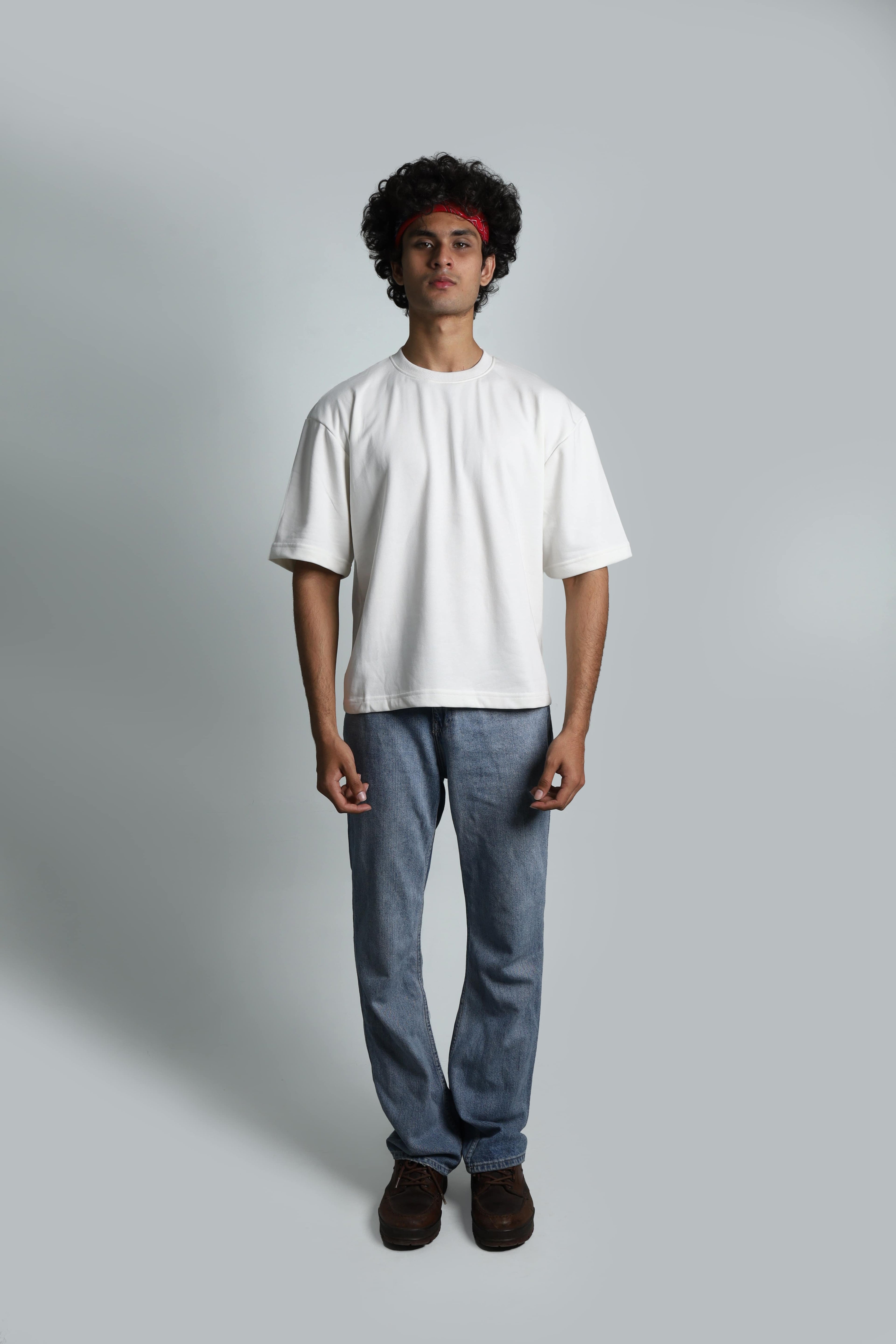 ESSENTIAL OFF WHITE // OVERSIZED TEE