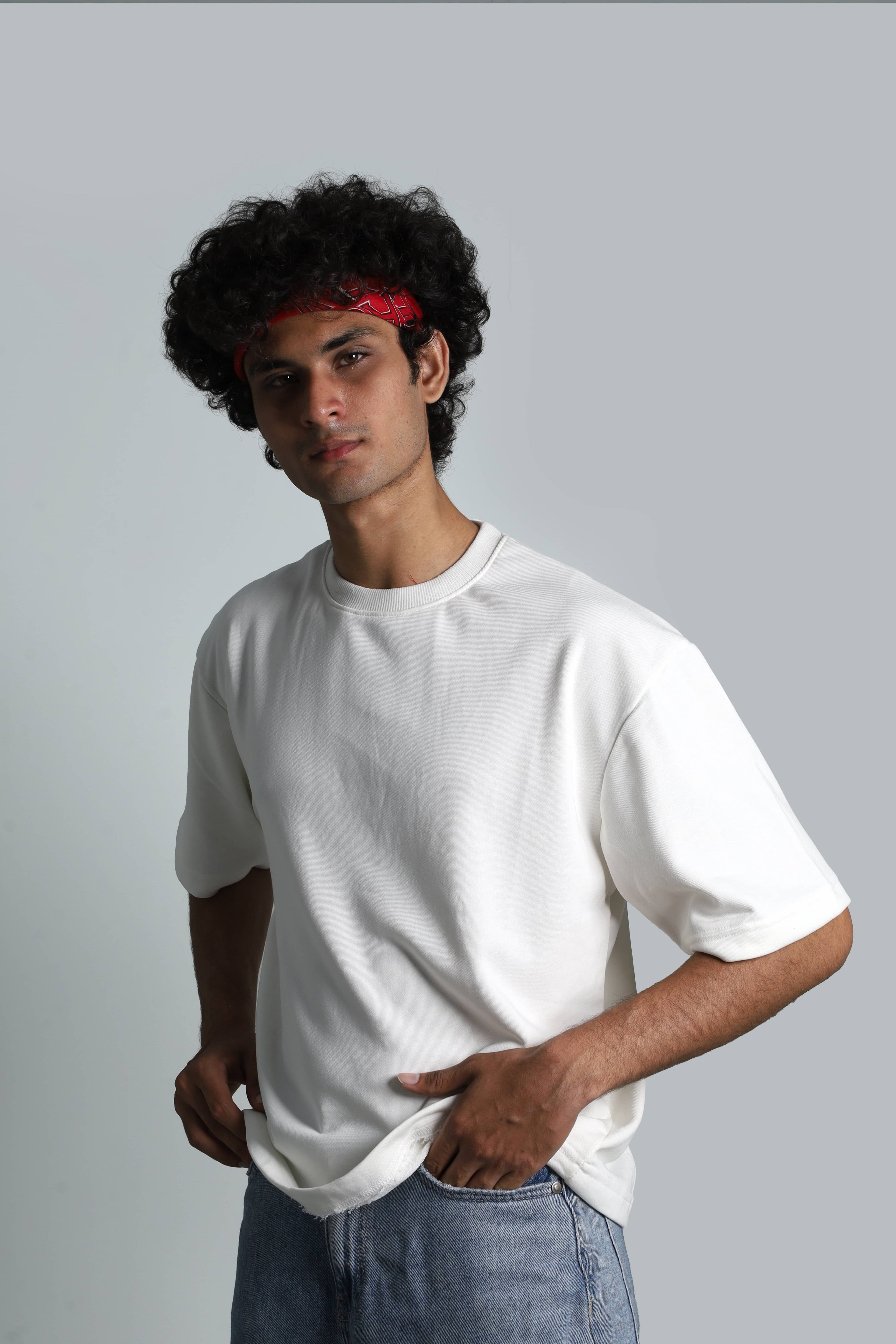 ESSENTIAL OFF WHITE // OVERSIZED TEE